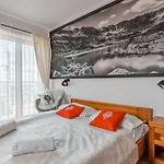 Siuster Comfort - Komfortowa Z Doskonałą Lokalizacją, Niedaleko Term Bukovina I Stoku Narciarskiego - Idealna Dla Rodzin Nocleg ze śniadaniem 3*
