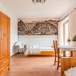 Nocleg ze śniadaniem Siuster Comfort - Komfortowa Z Doskonałą Lokalizacją, Niedaleko Term Bukovina I Stoku Narciarskiego - Idealna Dla Rodzin