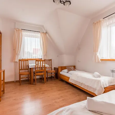 Couette-café Siuster Comfort - Komfortowa Z Doskonala Lokalizacja, Niedaleko Term Bukovina 3*