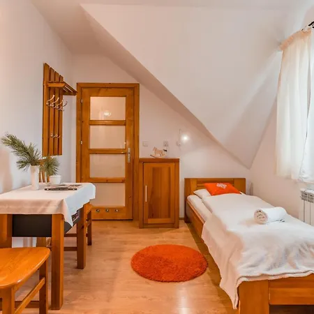 Siuster Comfort - Komfortowa Z Doskonala Lokalizacja, Niedaleko Term Bukovina I Stoku Narciarskiego - Idealna Dla Rodzin Bed & Breakfast *