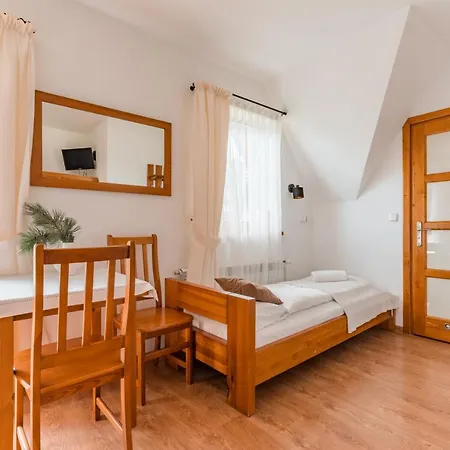 Bed & Breakfast Siuster Comfort - Komfortowa Z Doskonala Lokalizacja, Niedaleko Term Bukovina I Stoku Narciarskiego - Idealna Dla Rodzin Bukowina Tatrzanska