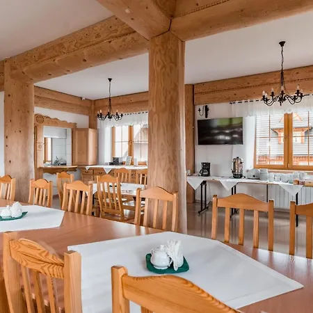 Siuster Comfort - Komfortowa Z Doskonala Lokalizacja, Niedaleko Term Bukovina I Stoku Narciarskiego - Idealna Dla Rodzin