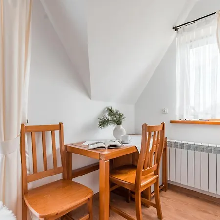 Siuster Comfort - Komfortowa Z Doskonala Lokalizacja, Niedaleko Term Bukovina I Stoku Narciarskiego - Idealna Dla Rodzin Bed & Breakfast