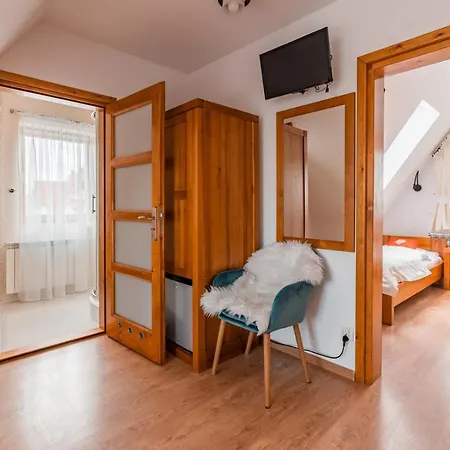 Siuster Comfort - Komfortowa Z Doskonala Lokalizacja, Niedaleko Term Bukovina I Stoku Narciarskiego - Idealna Dla Rodzin